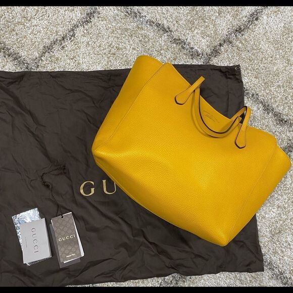 Gucci Authentic Mustard Pebbled Leather Large Swing Shopper Tote Bag - Picture 15 of 15